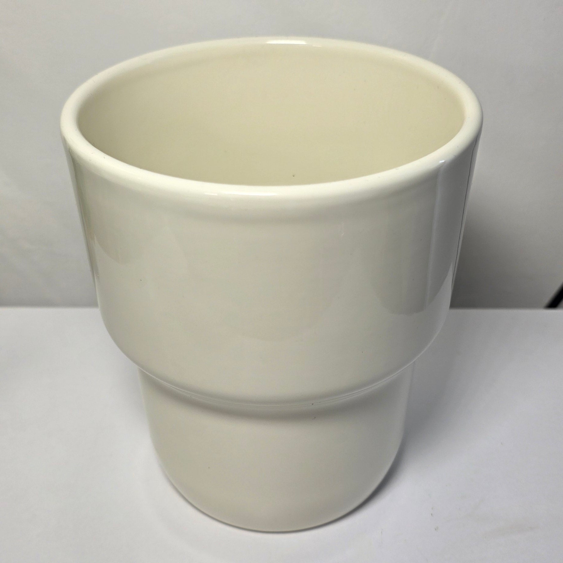 Minimal Cream Ceramic Plant Pot – Modern Indoor Planter